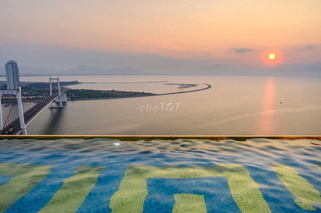 Golden Bay, студия 37 м², высокий этаж — 13 млн ₫/мес