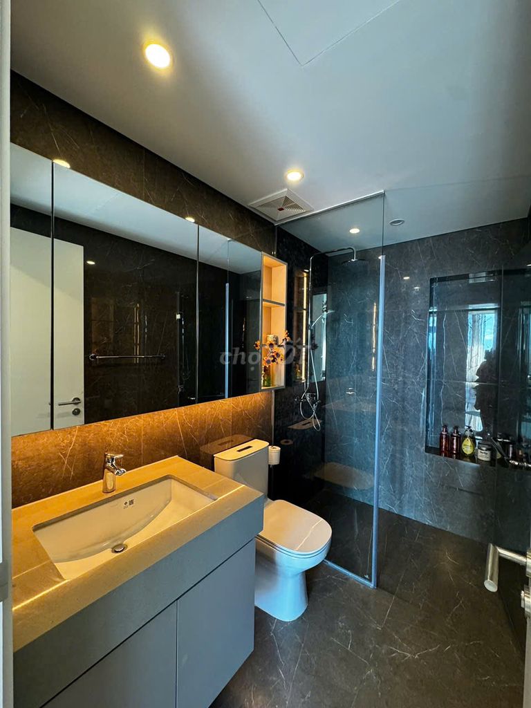 Премиум-квартира The Filmore, 2 спальни, 70 м², центр — 40 млн ₫/мес 12