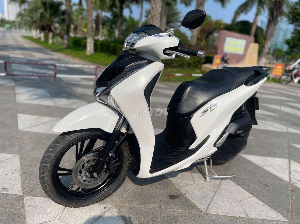 Honda SH 150 ABS (2018) — белый, владелец один — 65 млн ₫ 5