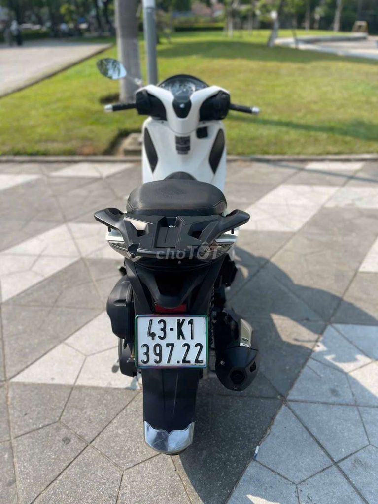 Honda SH 150 ABS (2018) — белый, владелец один — 65 млн ₫ 7