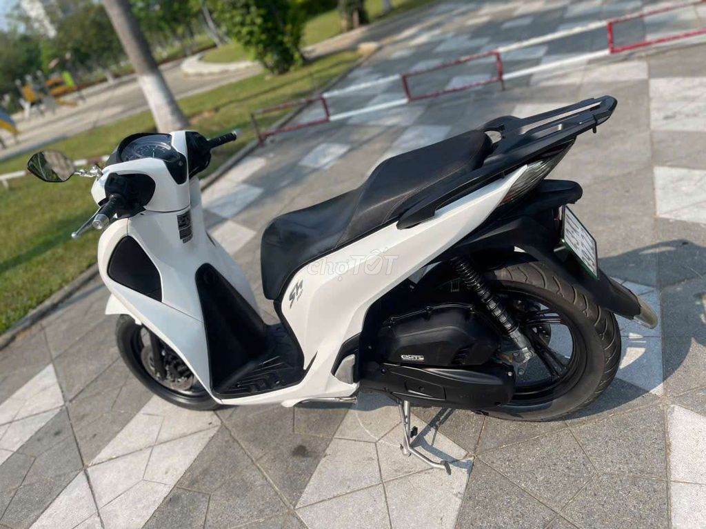 Honda SH 150 ABS (2018) — белый, владелец один — 65 млн ₫ 8
