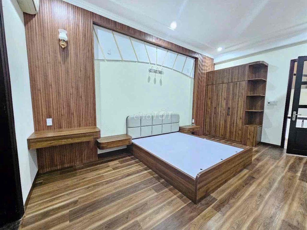 Дом 3 этажа, 3 спальни, Dương Đình Nghệ, рядом Vincom — 35 млн ₫/мес 5