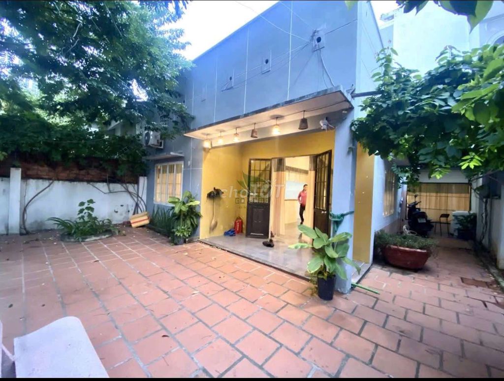 Хоумстей-сад 150 м², 3 спальни, до моря 200 м, Север Нячанга — 16 млн ₫/мес