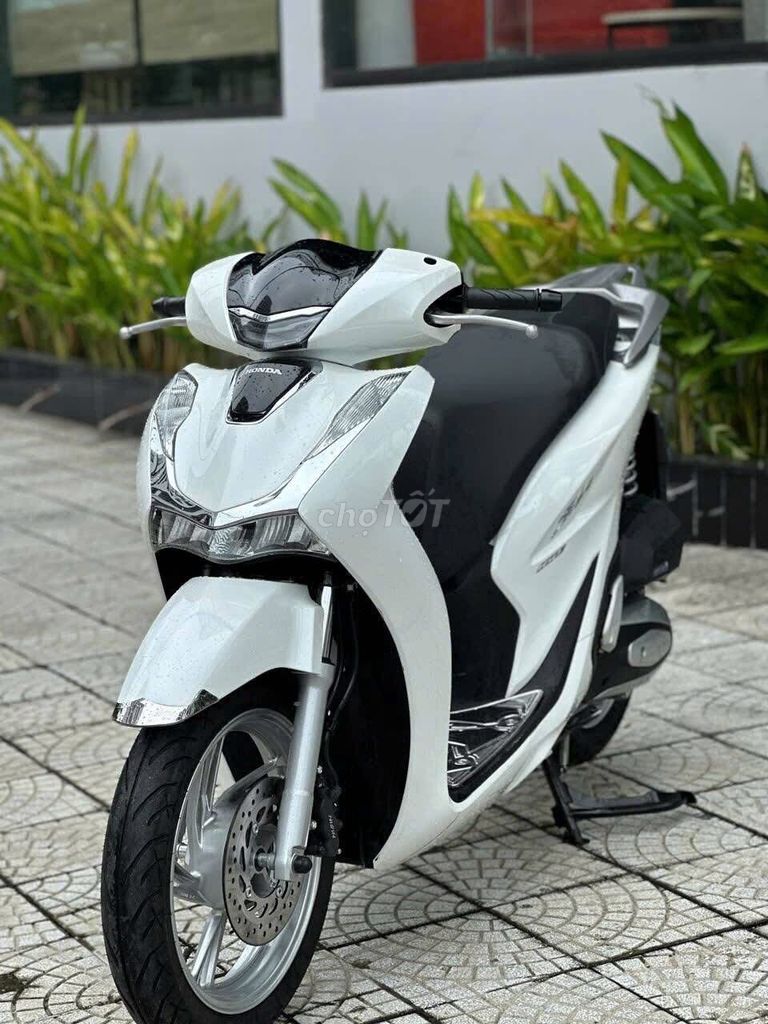 Honda SH 150 (2022) — почти новый, документы готовы — 78,5 млн ₫ 2