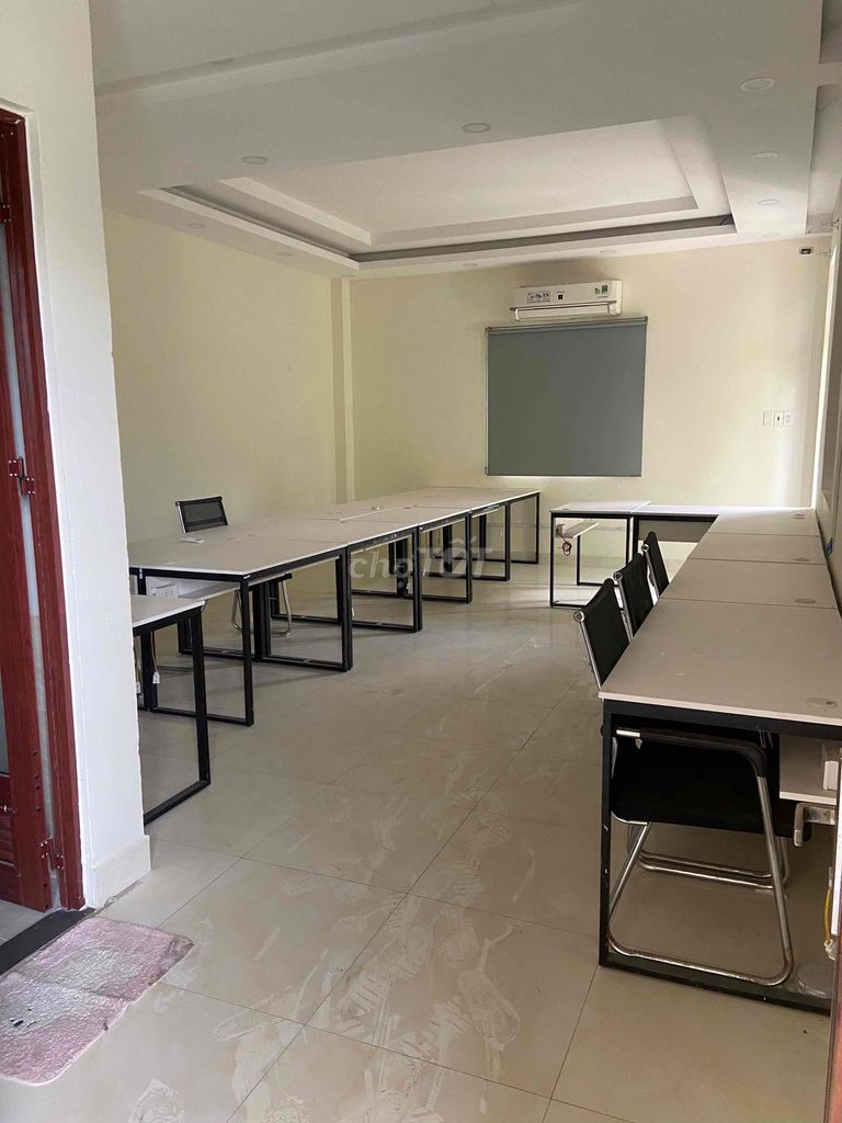 Угловой дом 350 м², 5 спален, вид на реку, Bình Lợi — 33 млн ₫/мес 2