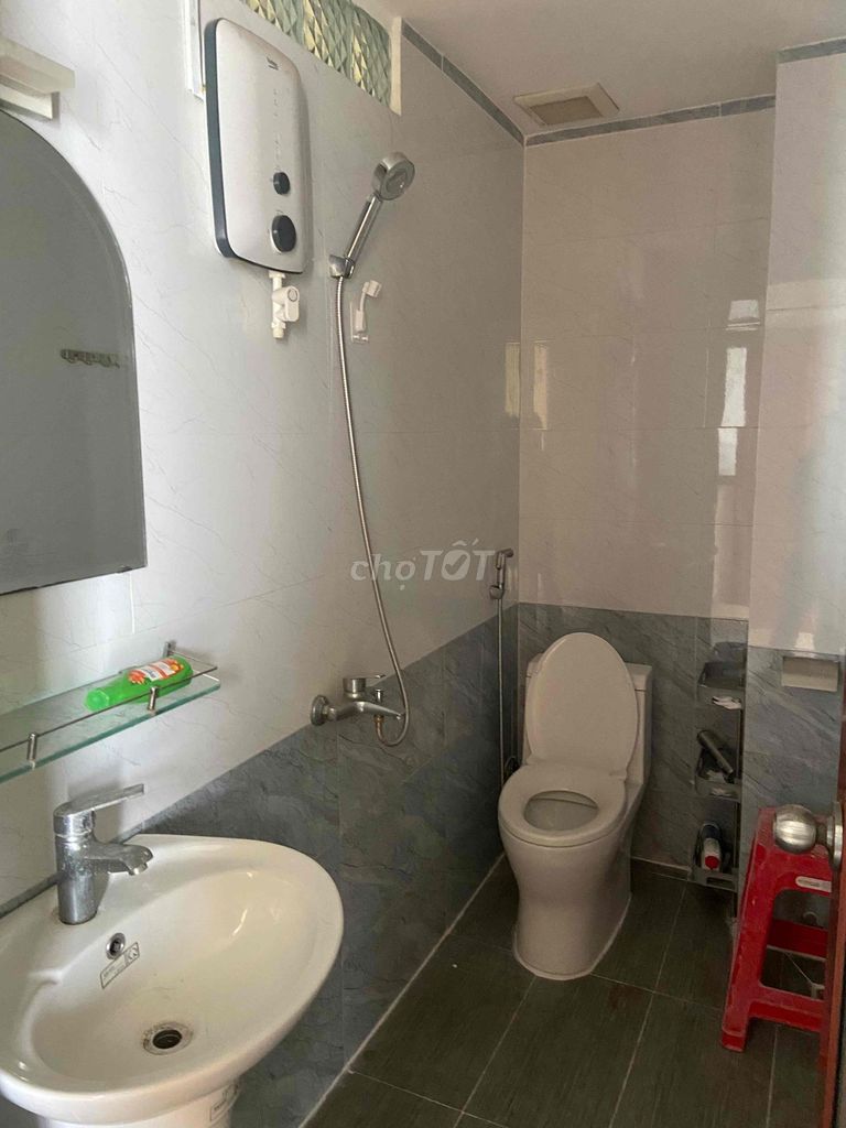 Угловой дом 350 м², 5 спален, вид на реку, Bình Lợi — 33 млн ₫/мес 8