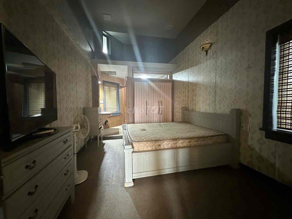 Вилла с садом 400 м², 5 спален, Nam Hòa Xuân — 25 млн ₫/мес 3