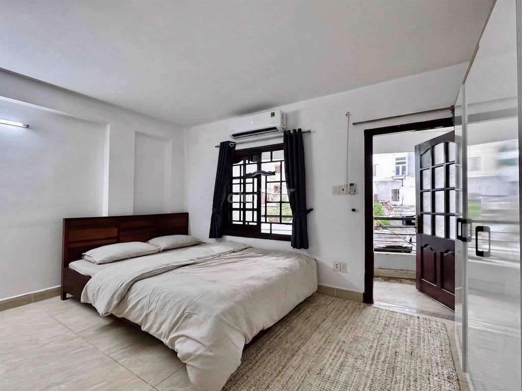 Студия 40 м² с большим балконом, Tô Hiến Thành (Q10) — 5,5 млн ₫/мес