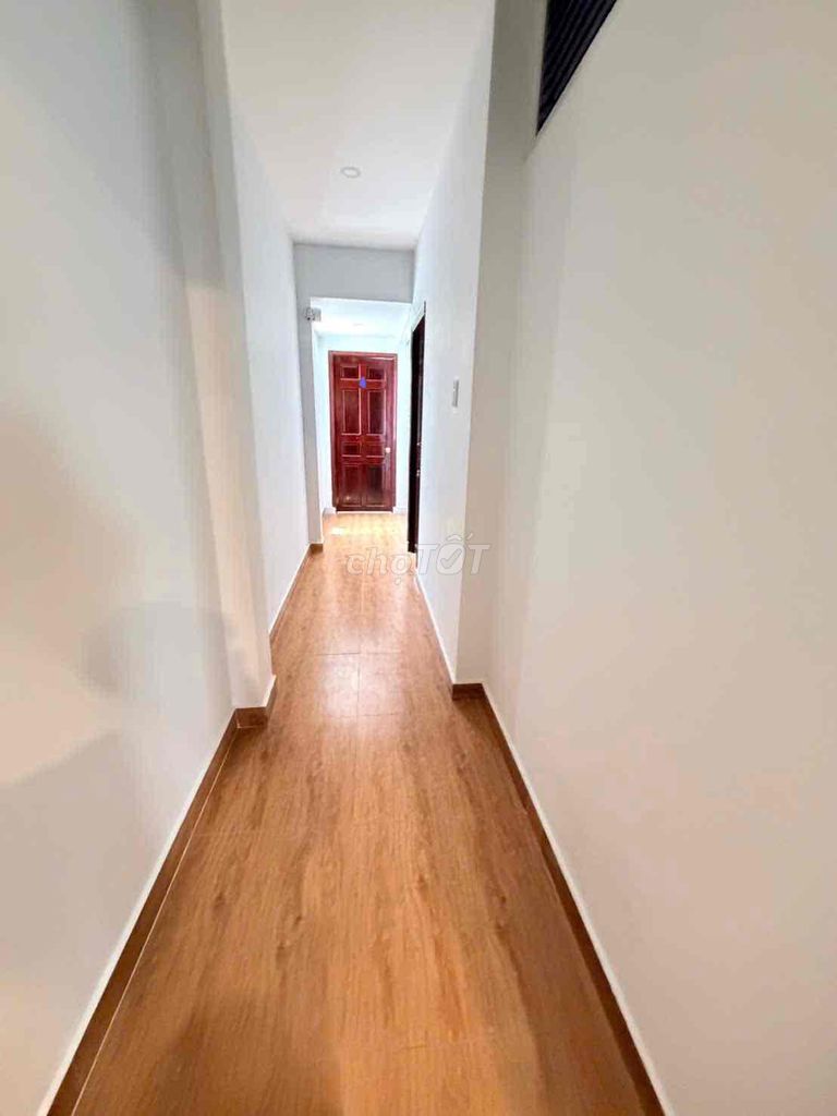Сервисная комната 35 м², Phạm Hữu Lầu, Q.7 — 6 млн ₫/мес 2