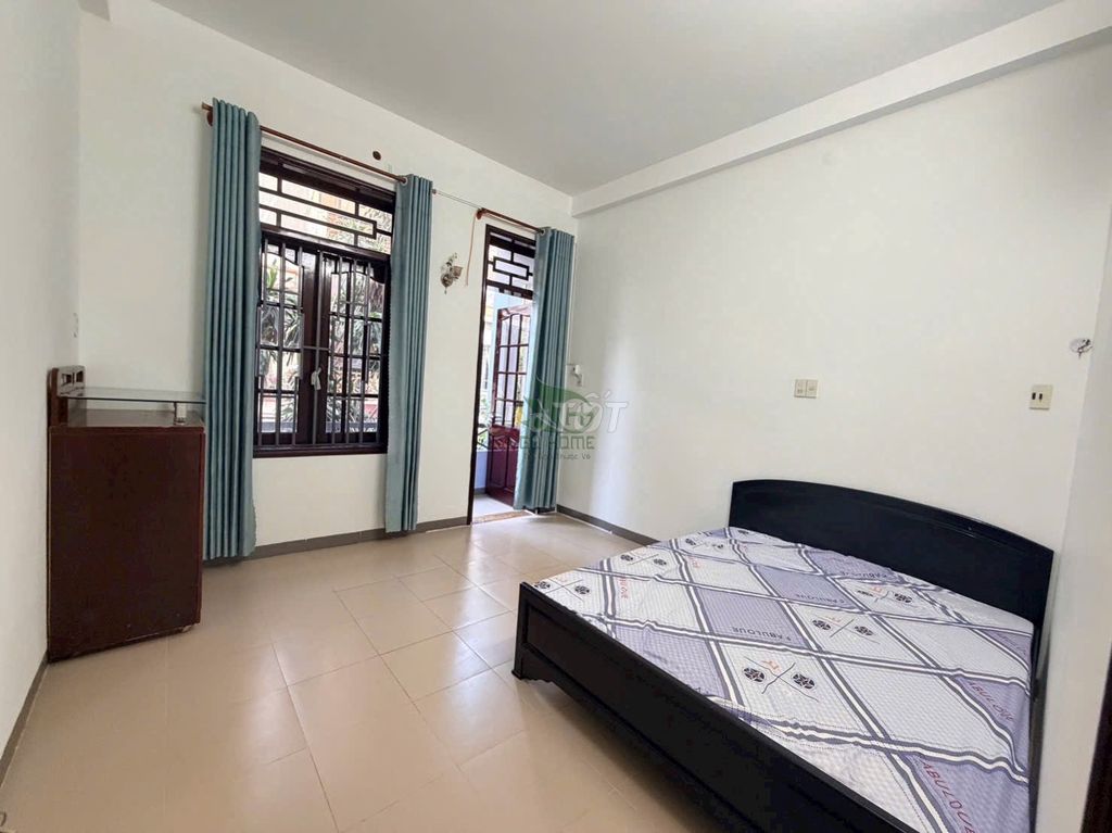 Дом 3 этажа 240 м², 3 спальни, Phước Hải — 13,5 млн ₫/мес 6