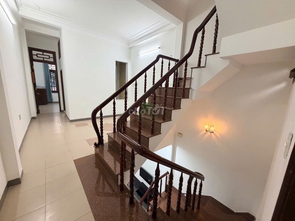 Дом 3 этажа 240 м², 3 спальни, Phước Hải — 13,5 млн ₫/мес 8