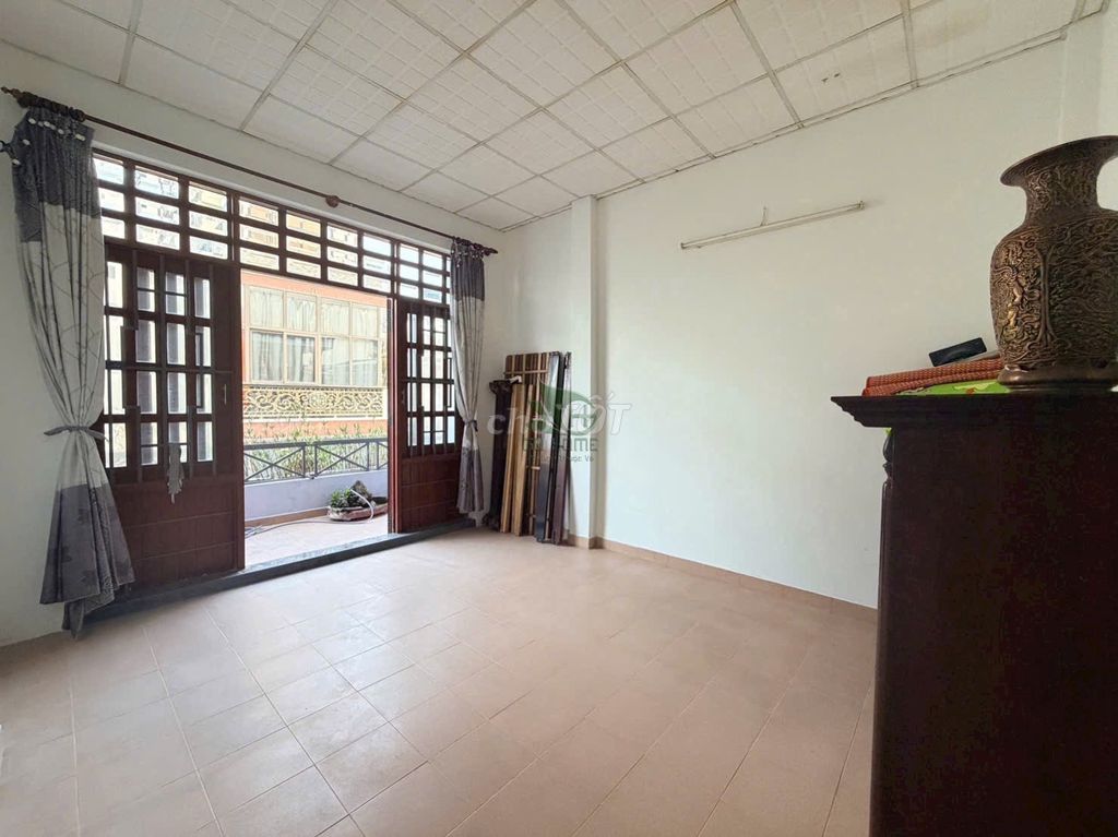 Дом 3 этажа 240 м², 3 спальни, Phước Hải — 13,5 млн ₫/мес 9