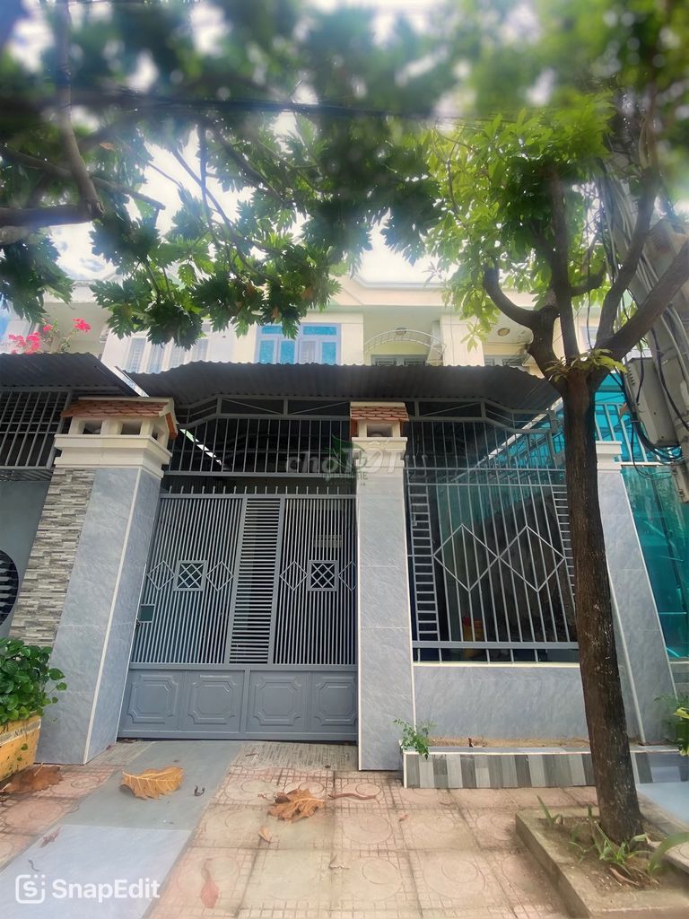 Дом 2 этажа 210 м², 3 спальни, Винь Хай — 15 млн ₫/мес Дом 2 этажа 210 м², 3 спальни, Винь Хай — 15 млн ₫/мес