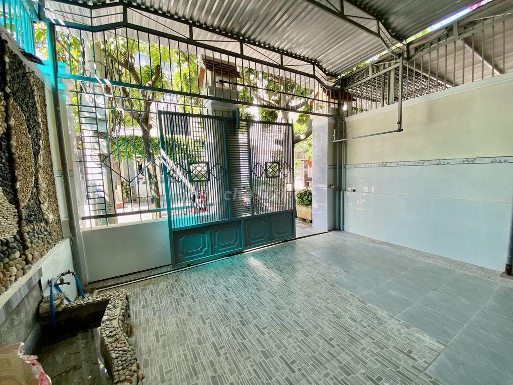 Дом 2 этажа 210 м², 3 спальни, Винь Хай — 15 млн ₫/мес 2