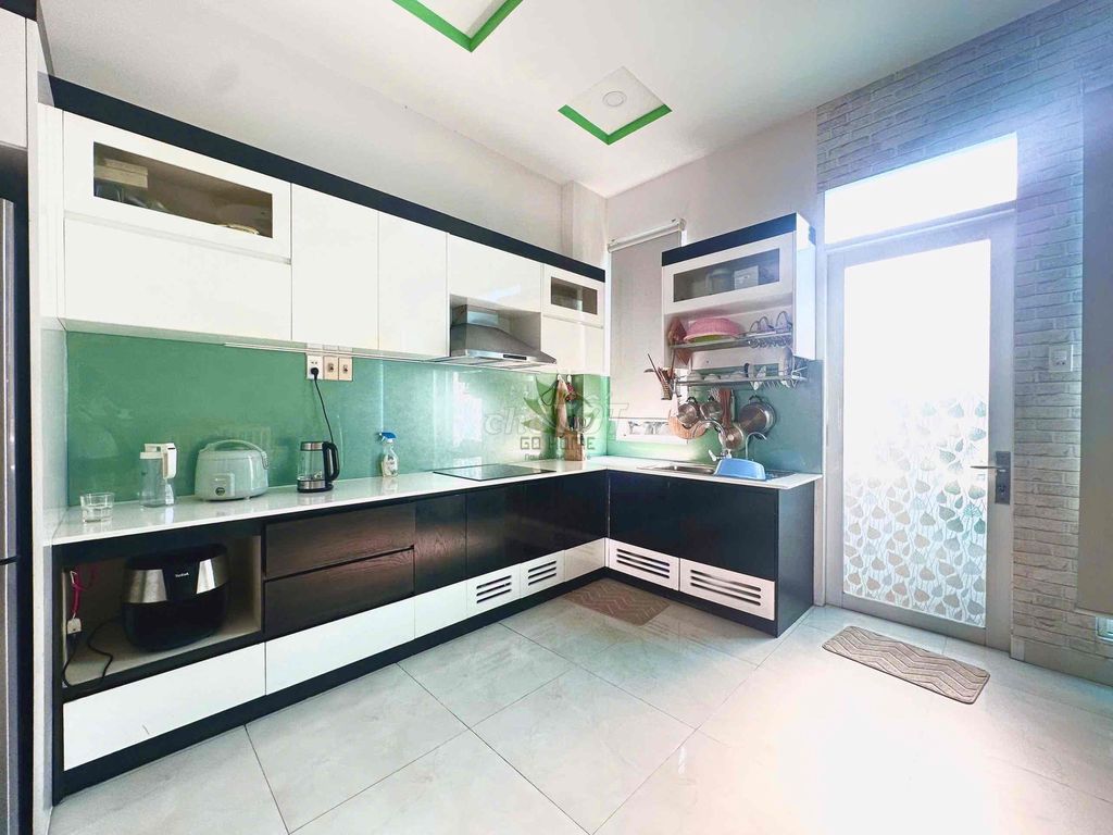 Дом 3 этажа 240 м², 3 спальни, Phước Hải — 25 млн ₫/мес 2